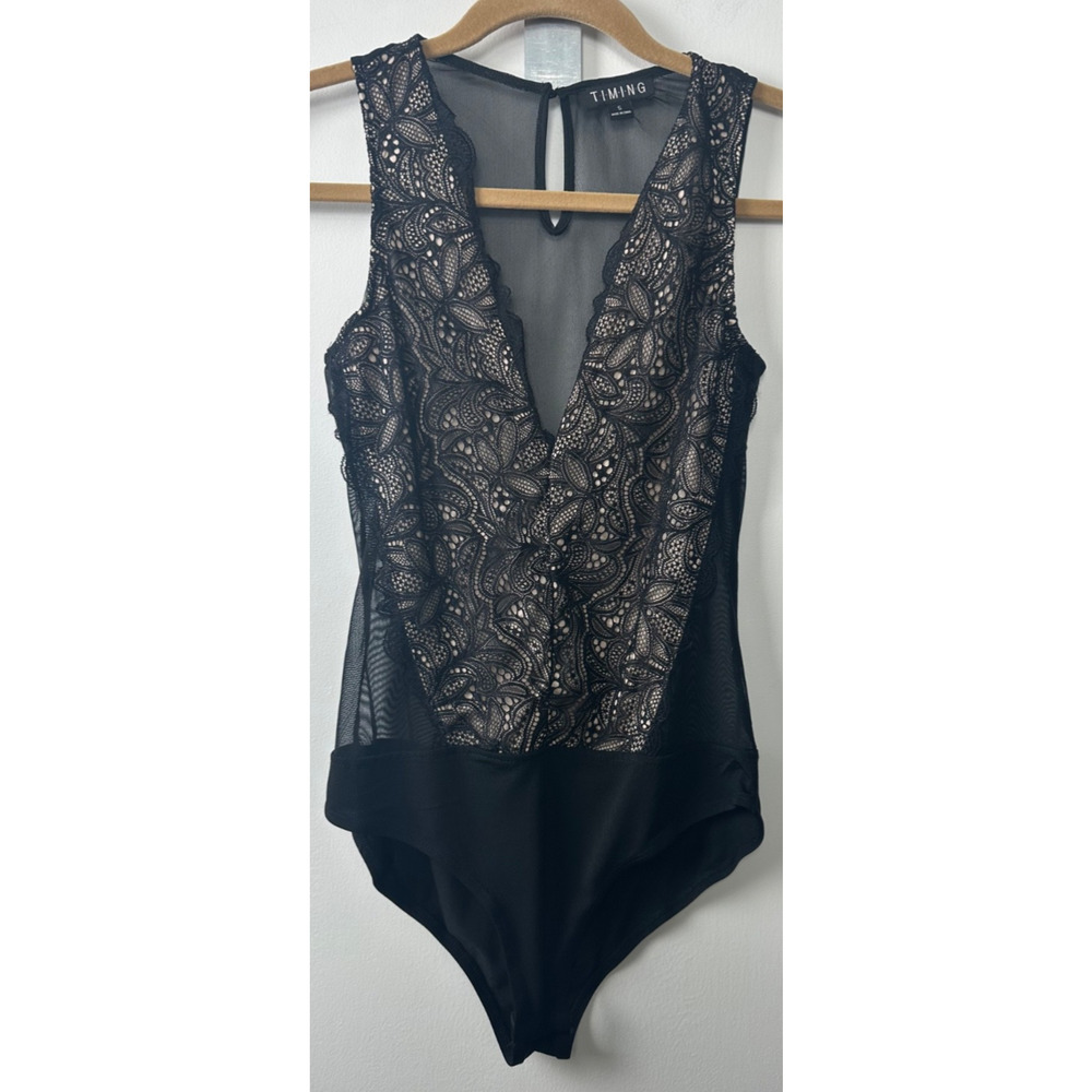 TIMING Women’s Bodysuit Black Lace|Sexy| V-Neck Size S Light Layering A25